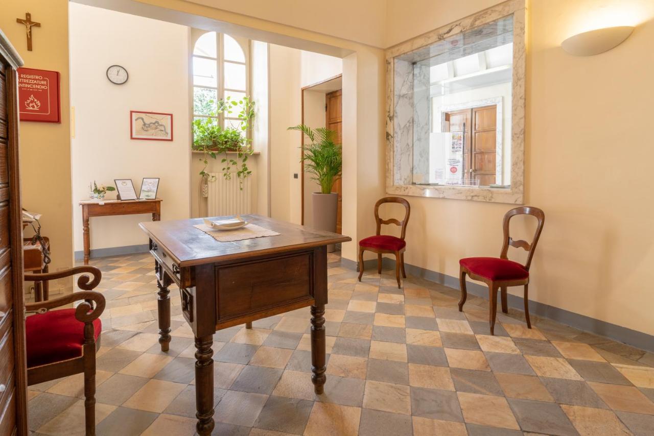 Il Seminario Hotel Alba  Bagian luar foto