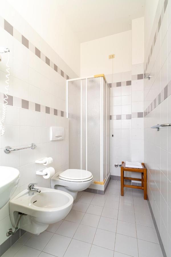 Il Seminario Hotel Alba  Bagian luar foto