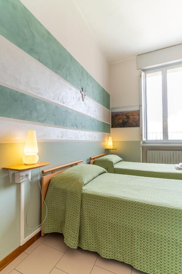 Il Seminario Hotel Alba  Bagian luar foto