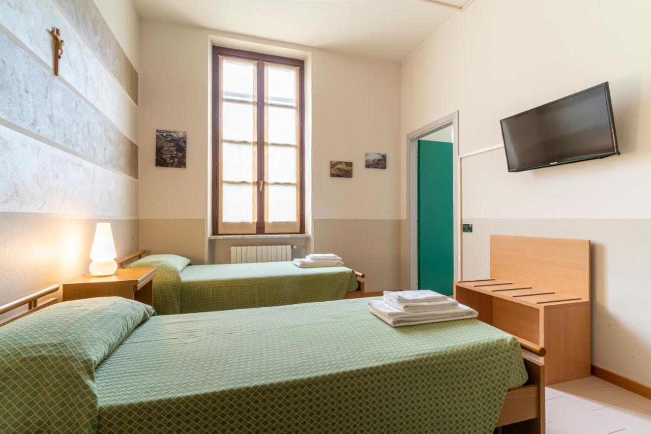 Il Seminario Hotel Alba  Bagian luar foto